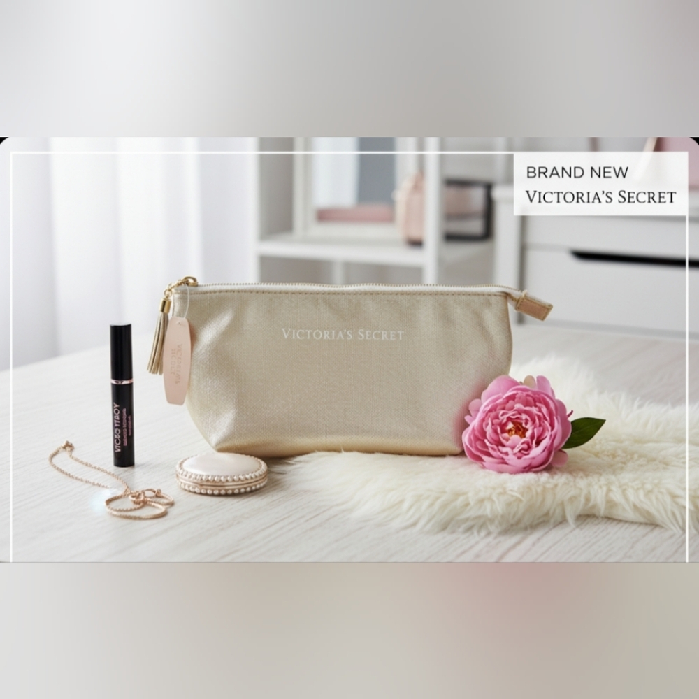 NWT Victoria's Secret - Gold Metallic Zipper Cosmetic Bag